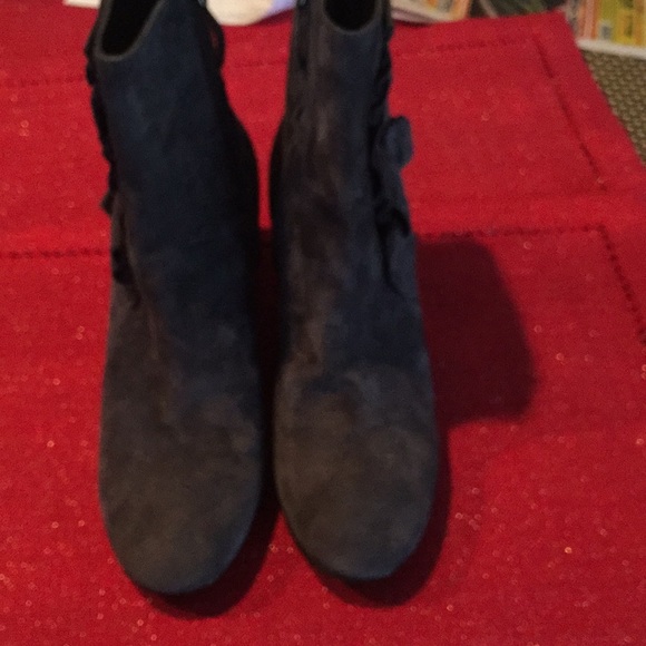 Alberto Zago Made in Italy 🇮🇹 High Quality Gray Suede Booties Not Used - Picture 2 of 5